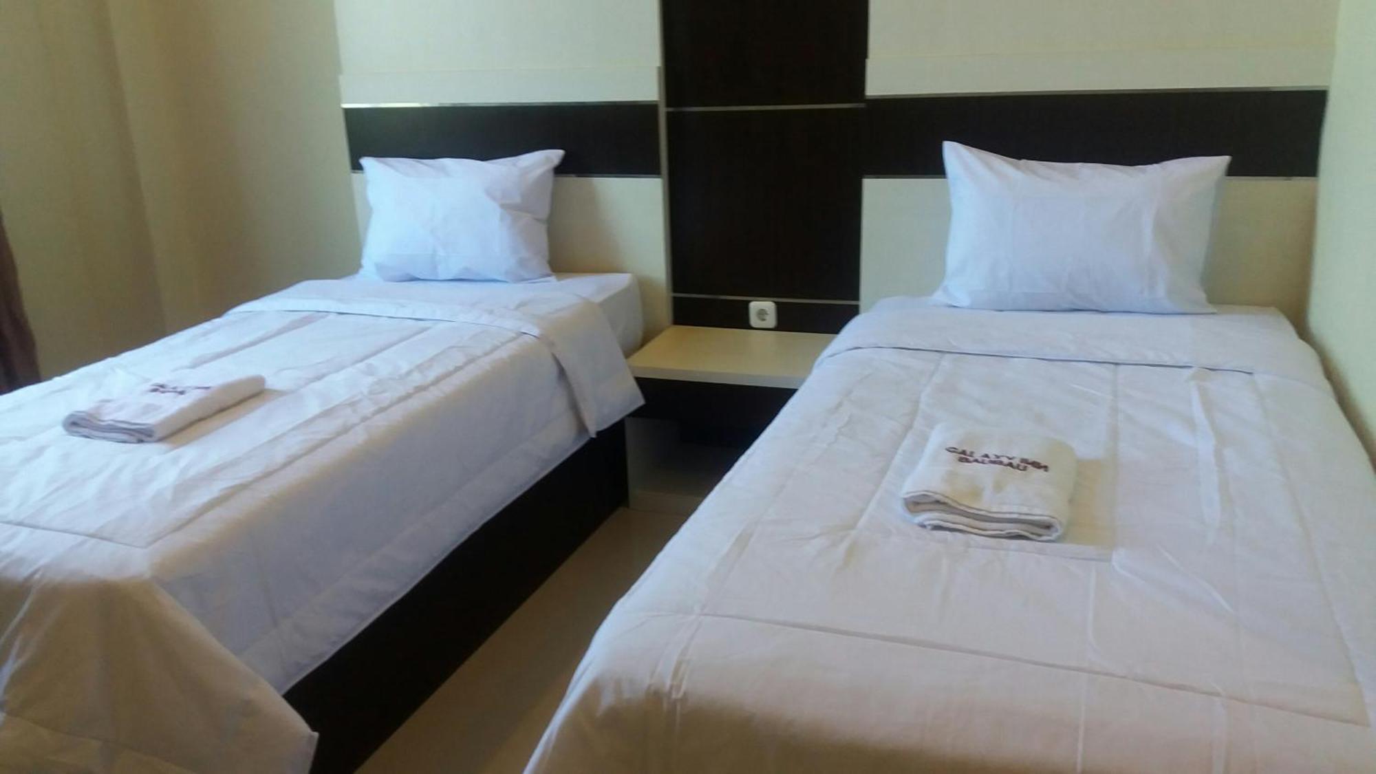 Galaxy Inn Baubau 外观 照片