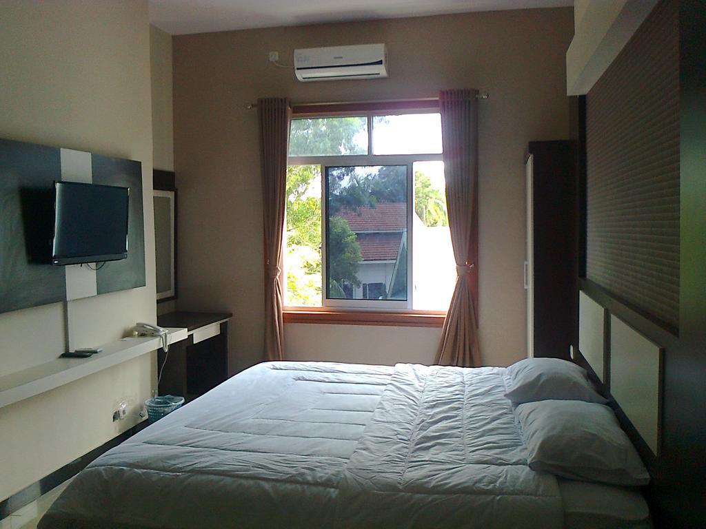 Galaxy Inn Baubau 外观 照片